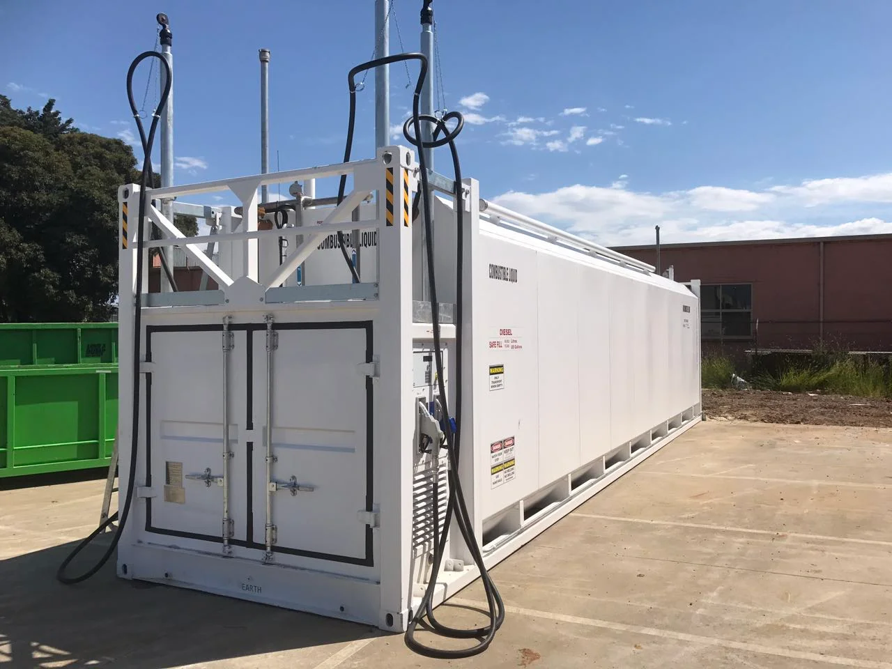 containerized fuel tanks